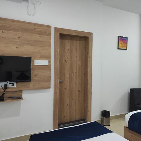 Duliagaon Hotel A G Palace מראה חיצוני תמונה